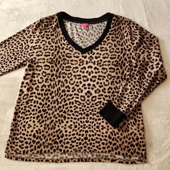 Betsy Johnson Large V Neck Long Sleeve Animal Print Cheetah Pullover Top - Picture 1 of 10